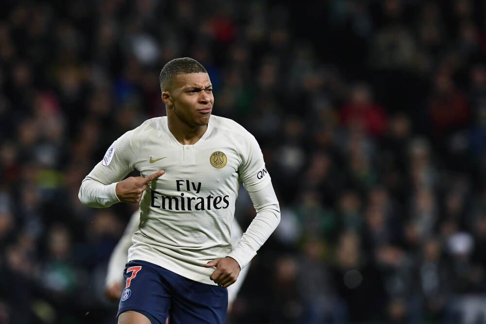 球队抢下18个前场板！杜兰特：进攻回合越多越好 这就是取胜之匙